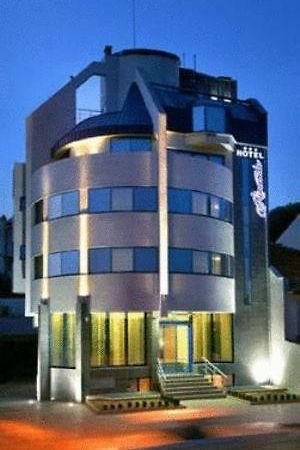 Riverside Family Hotel Yambol Exterior foto